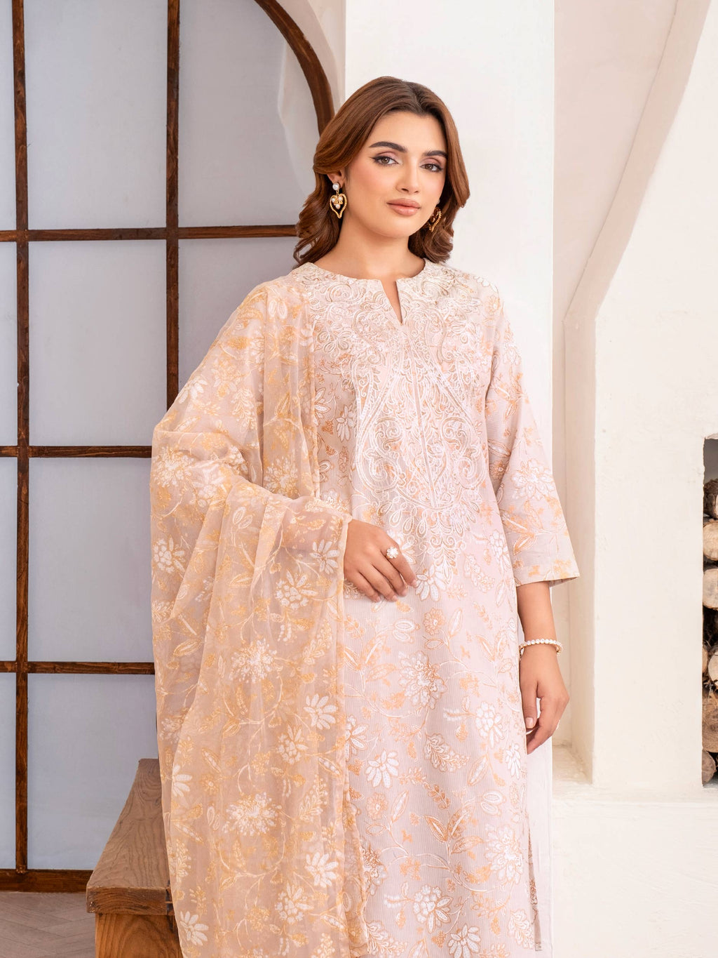 3 Piece Lawn Suit-Embroidered (Unstitched)