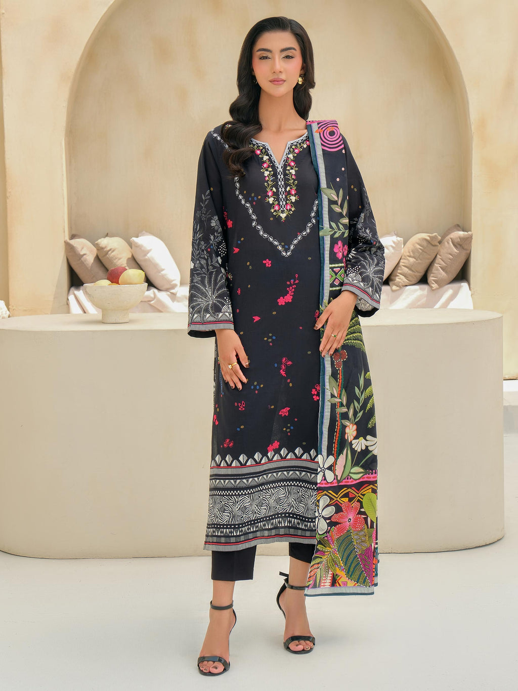 3 Piece Lawn Suit-Embroidered (Unstitched)