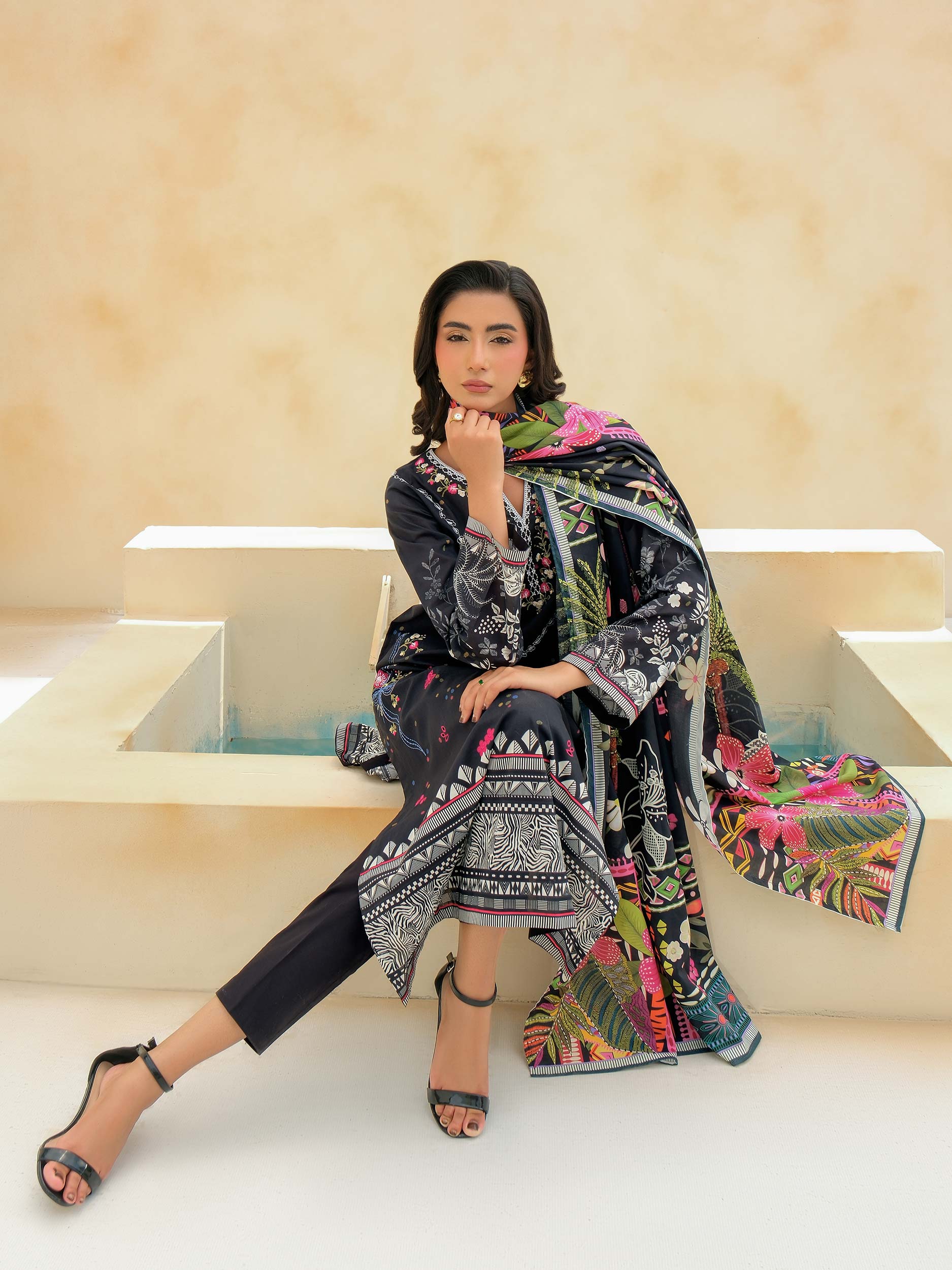 3 Piece Lawn Suit-Embroidered (Unstitched)