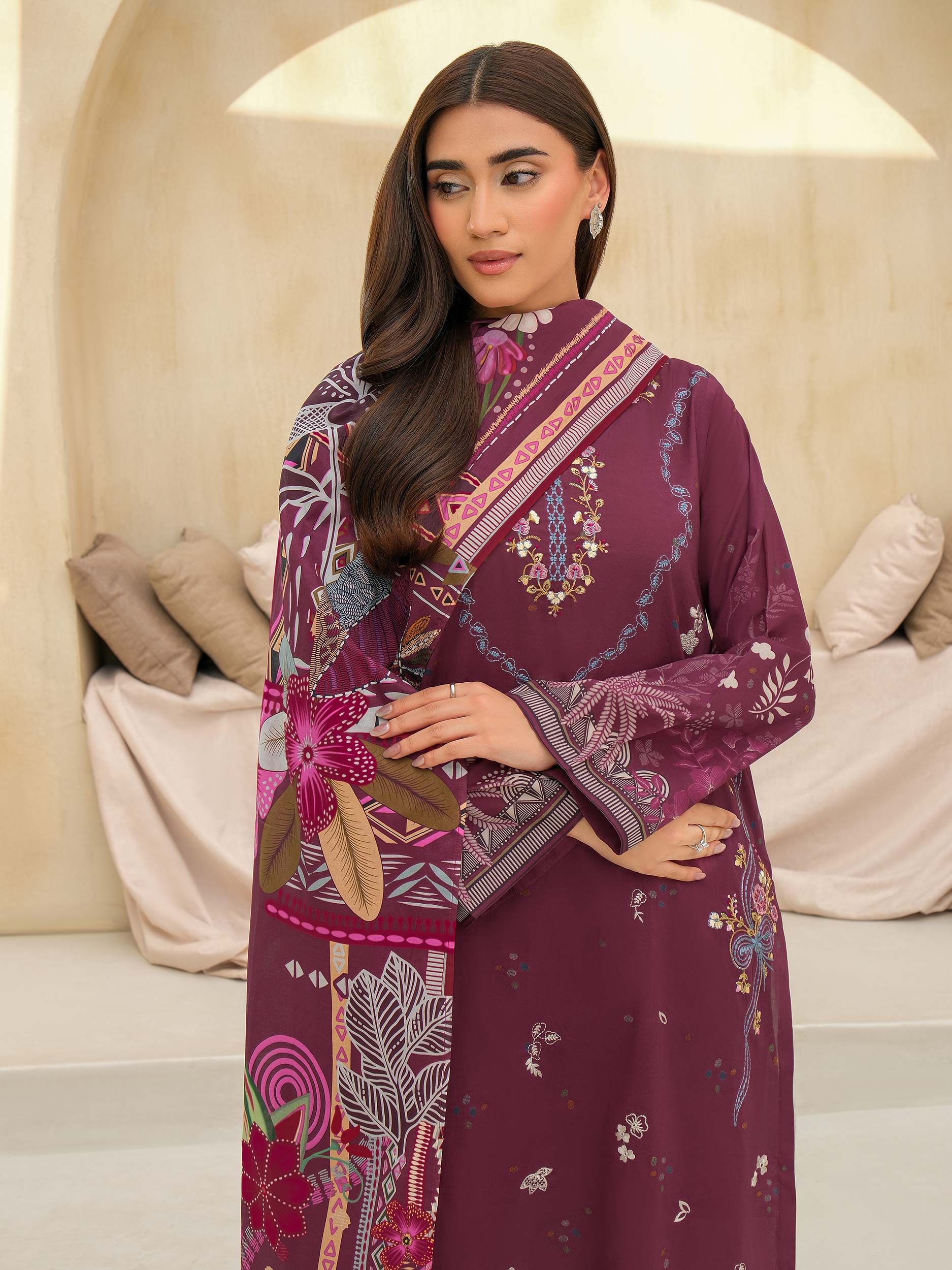 3 Piece Lawn Suit-Embroidered (Unstitched)