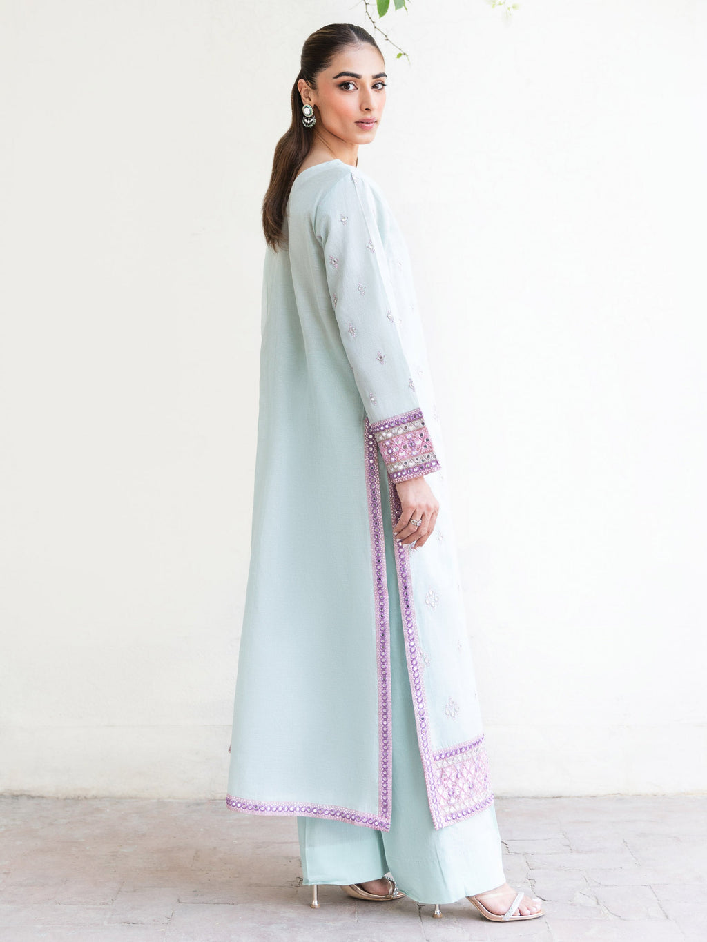 3 Piece Lawn Suit-Embroidered (Unstitched)