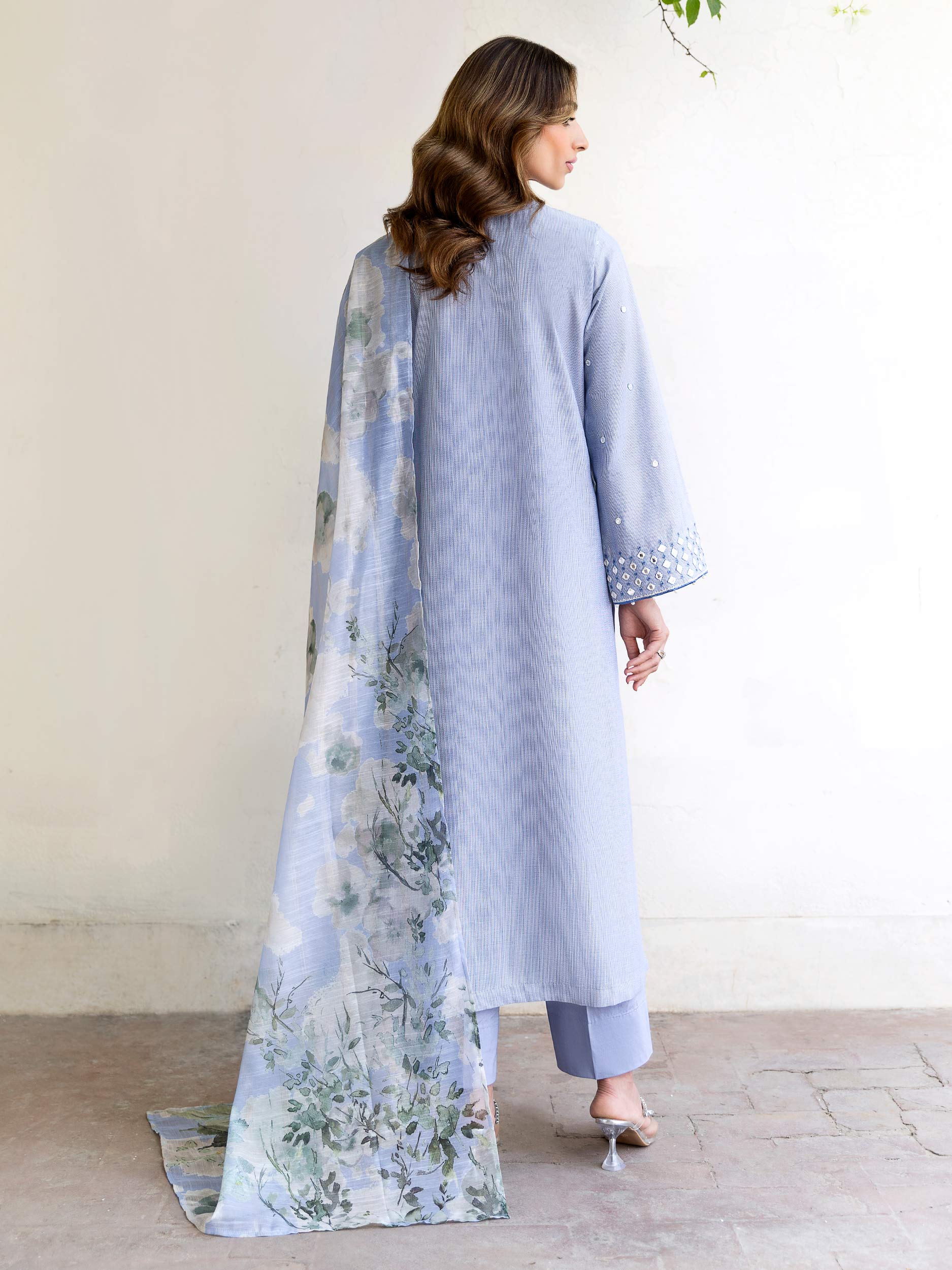 3 Piece Lawn Suit-Embroidered (Unstitched)