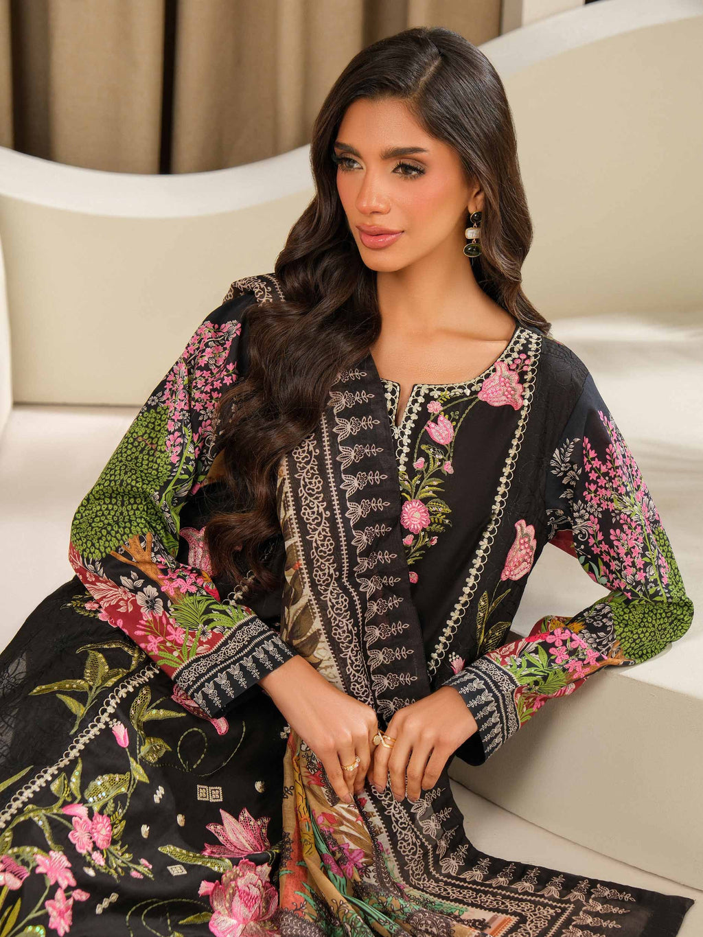 3 Piece Lawn Suit-Embroidered (Unstitched)