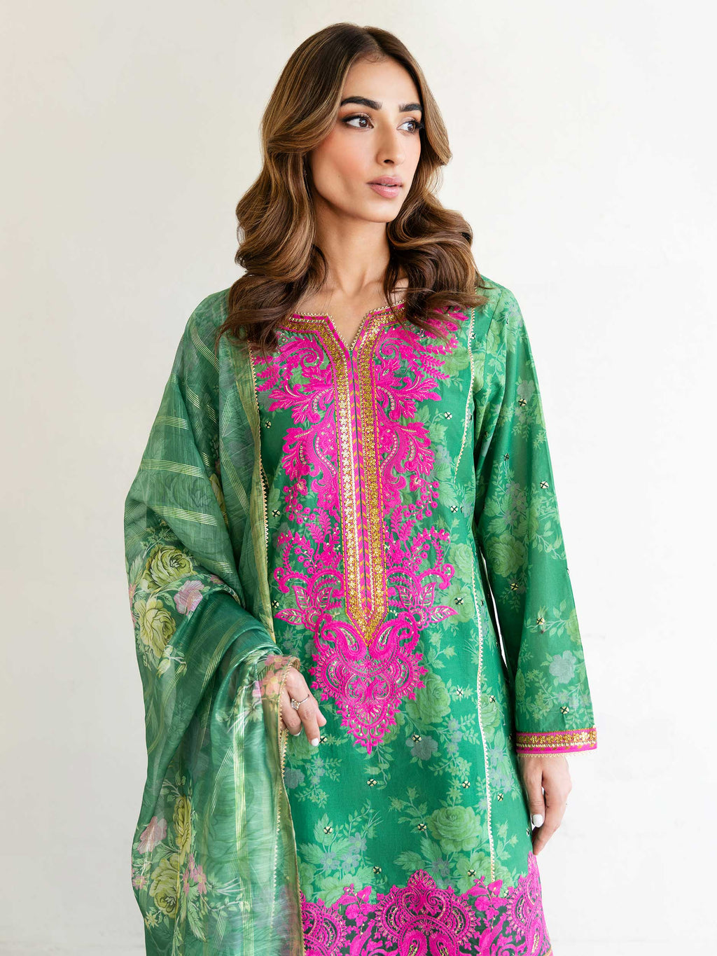 3 Piece Lawn Suit-Embroidered (Unstitched)