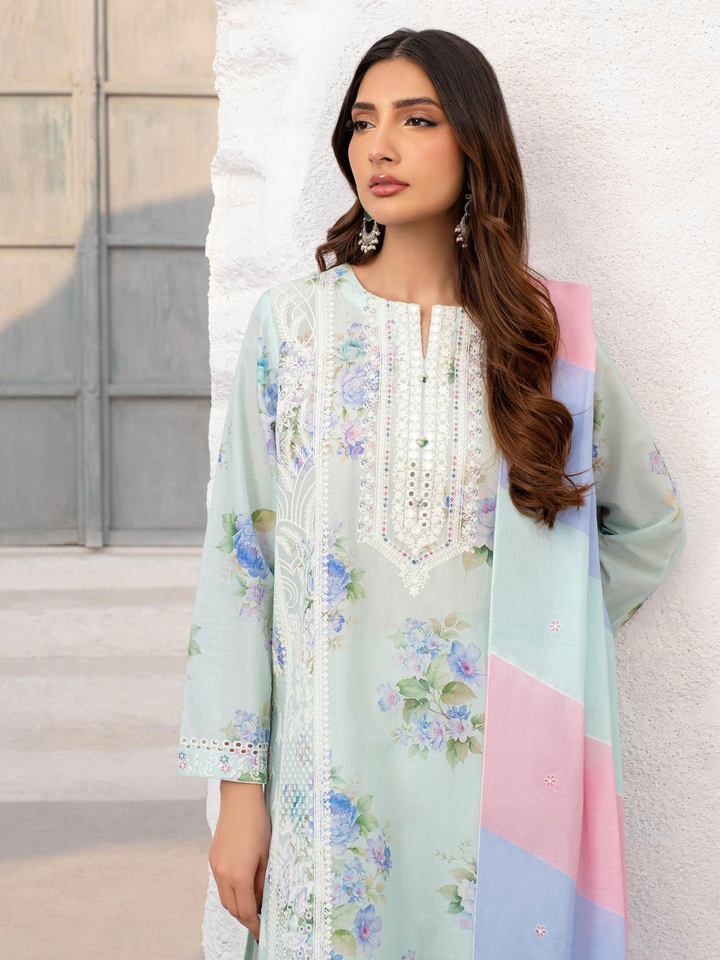3 Piece Lawn Suit-Embroidered (Unstitched)