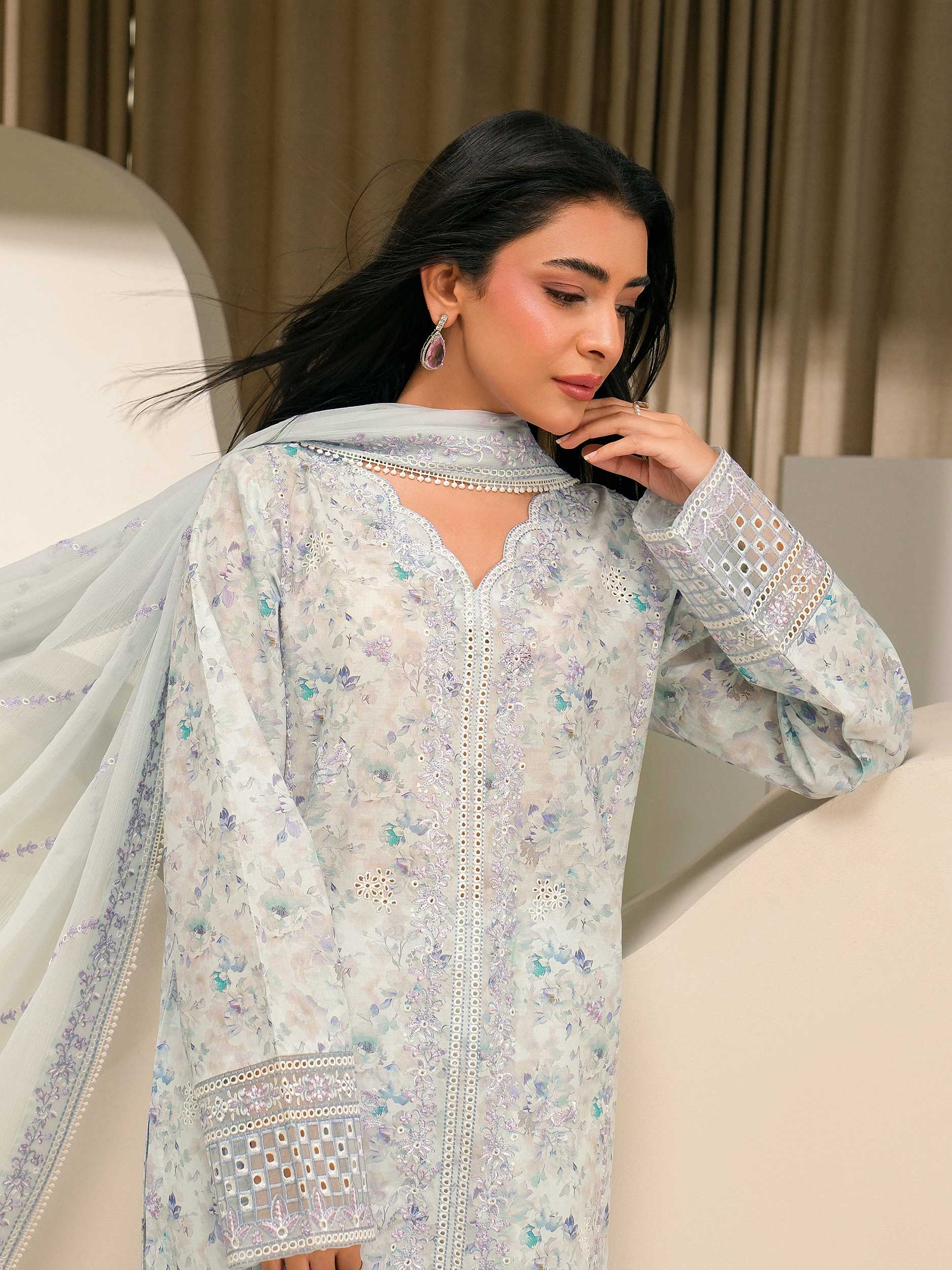 3 Piece Lawn Suit-Embroidered (Unstitched)