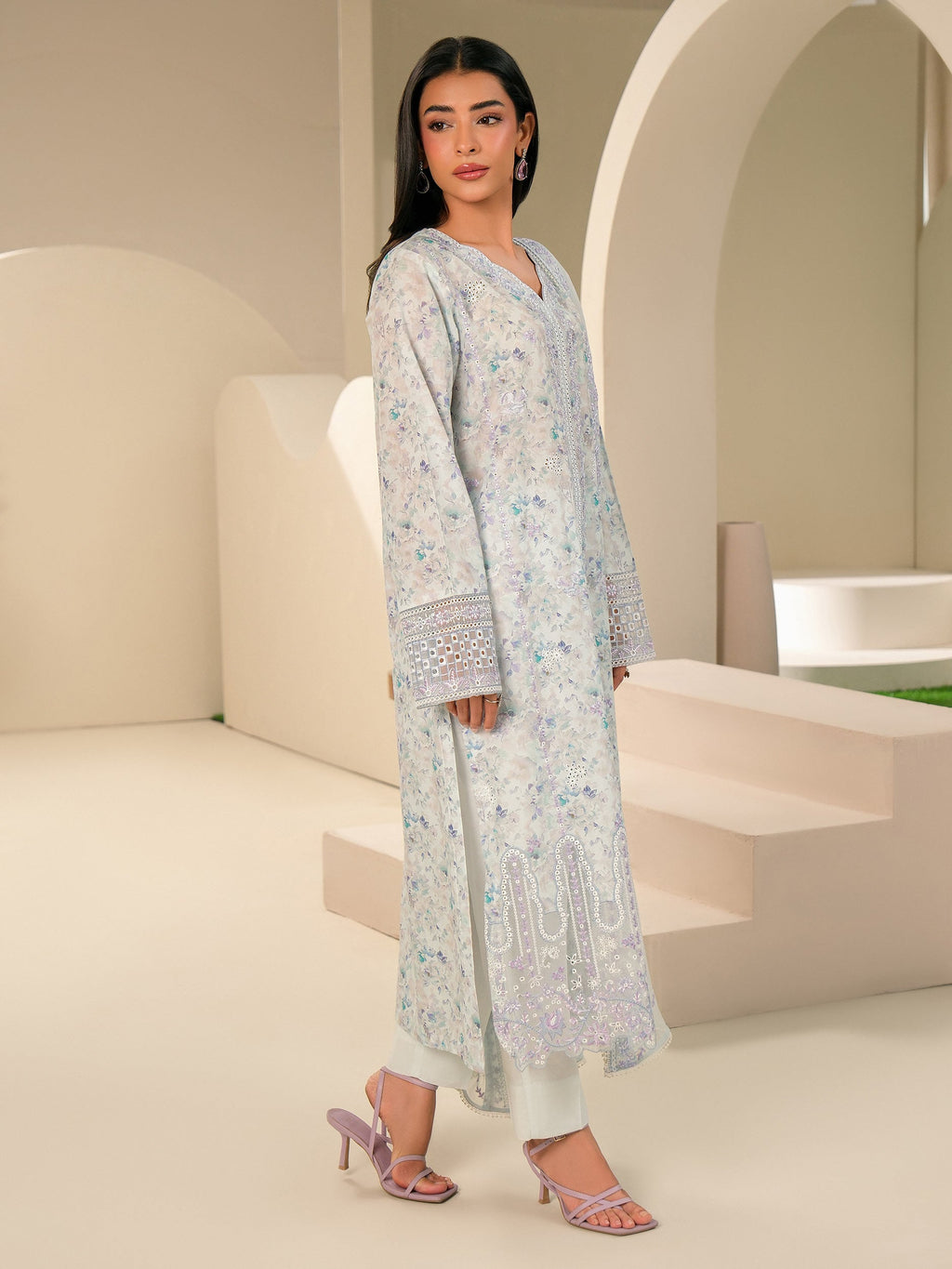 3 Piece Lawn Suit-Embroidered (Unstitched)